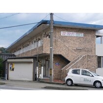 クローバーの外観写真