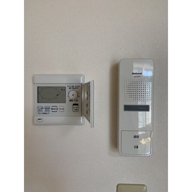 物件内観写真6　(床暖房)