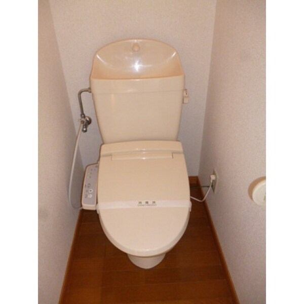 トイレ(ウォシュレット付)
