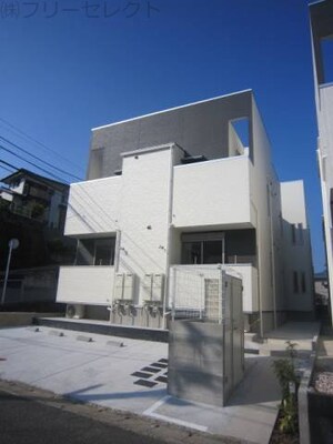 グランティックルリアン香椎Ⅲ外観写真