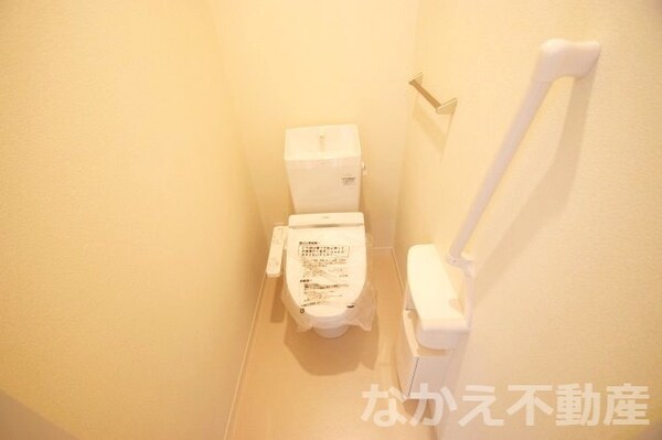 トイレ(清潔感のあるトイレです)