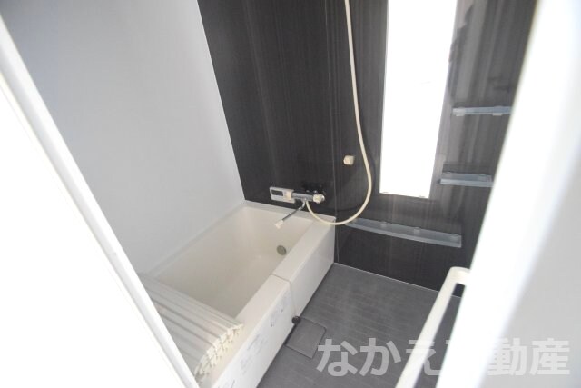 物件内観写真5　(きれいなお風呂です)