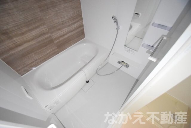 物件内観写真5　(日々の暮らしに欠かせないお風呂です)