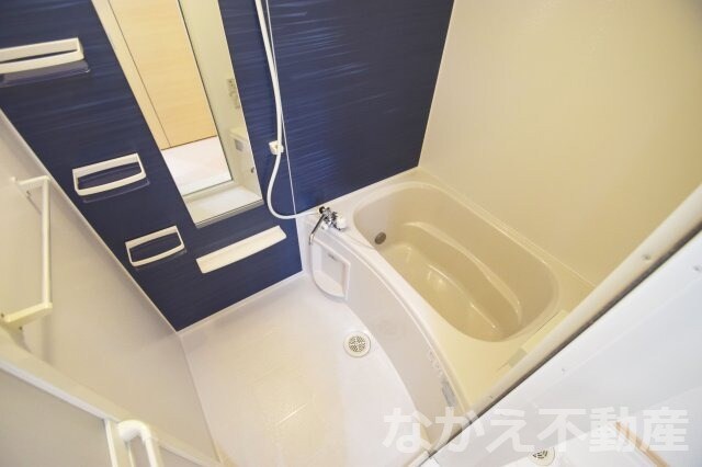 物件内観写真6　(お風呂です)