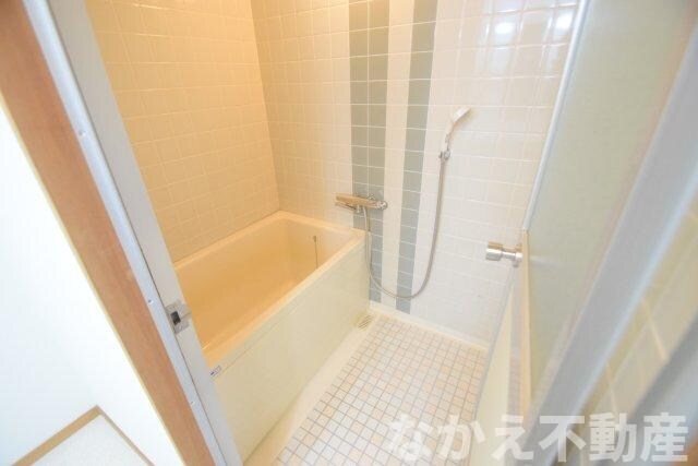 物件内観写真6　(ゆったり過ごせるお風呂です)