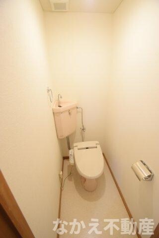 物件内観写真8　(コンパクトで使いやすいトイレです)