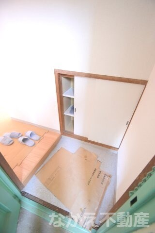 物件内観写真9　(シンプルで使いやすい玄関です)