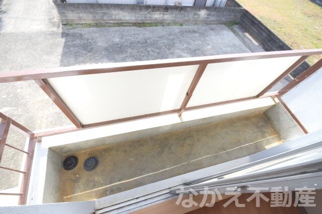 物件内観写真10　(バルコニーがあります)