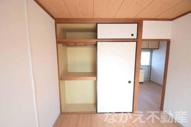 物件内観写真11　(こまごまとしたものを収納できそうですね)