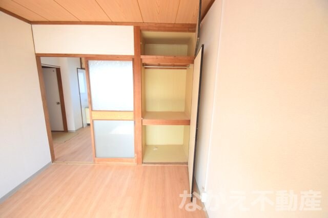 物件内観写真14　(収納スペース豊富です)
