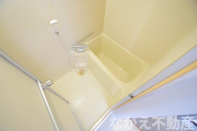 物件内観写真9　(コンパクトで使いやすいお風呂です)