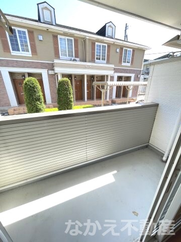 物件内観写真12　(バルコニーがあります)