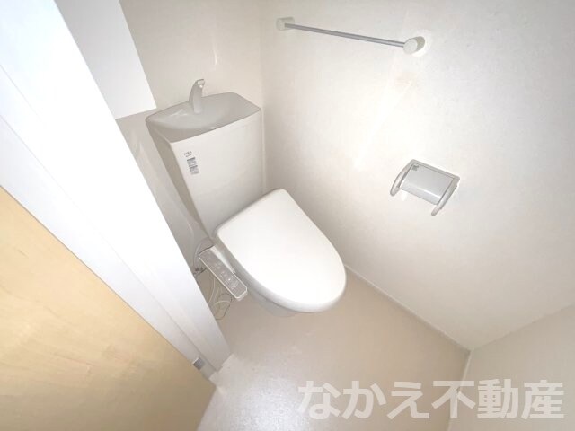 物件内観写真7　(落ち着いたトイレです)