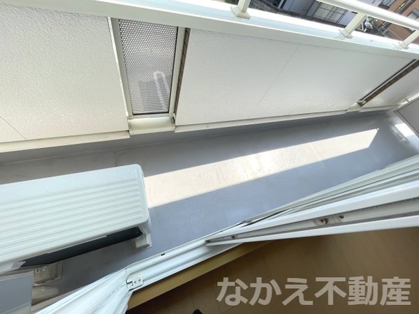 バルコニー(お洗濯にも便利なバルコニー付き)
