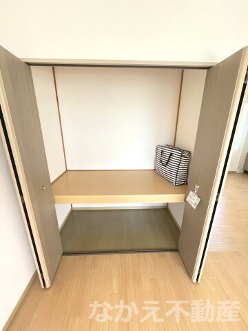 物件内観写真12　(たっぷりとした収納スペースです)