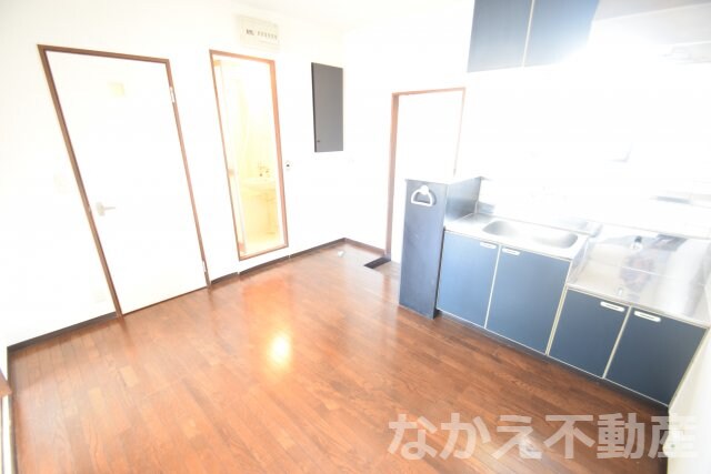 物件内観写真3　(おしゃれなリビングです)