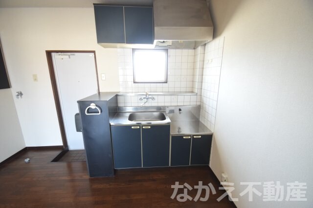 物件内観写真4　(使いやすいキッチンです)