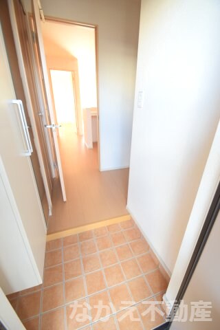 物件内観写真8　(玄関です)