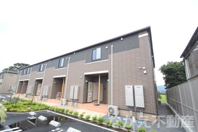 物件外観写真1　(物件の外観です)