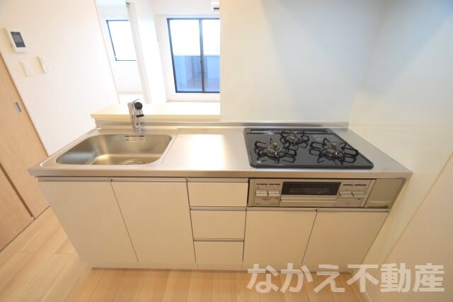 物件内観写真5　(キッチンでお料理をお楽しみください)