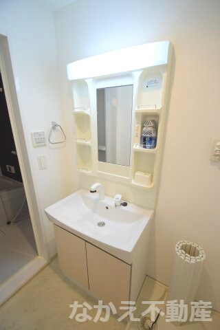 物件内観写真7　(使いやすい洗面所です)