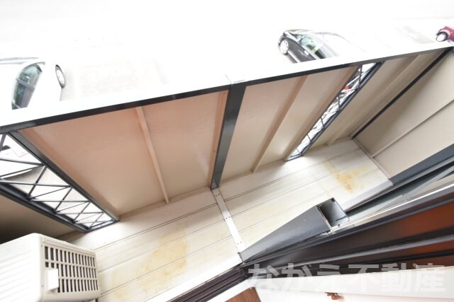 物件内観写真10　(広々としたバルコニーです)