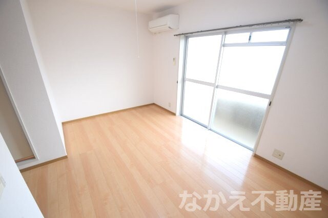 物件内観写真4　(ゆとりの広さです)