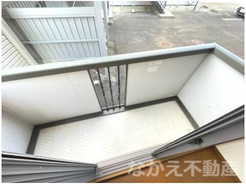 物件内観写真14　(外からの目が気にならないバルコニーで洗濯物が干せます)