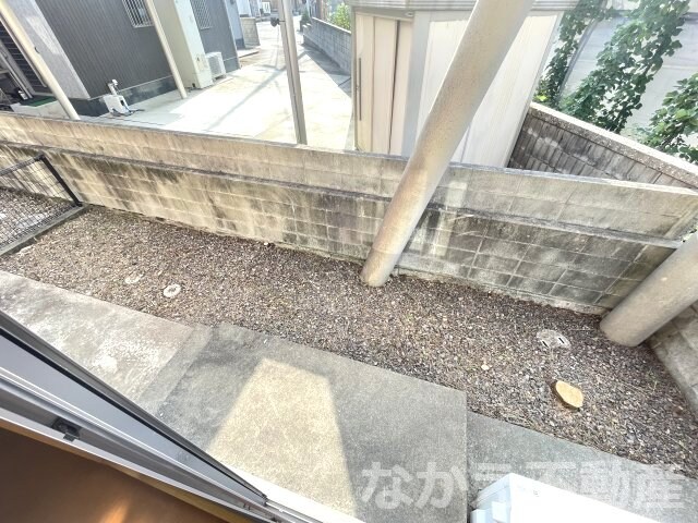 物件内観写真15　(お庭の付いた物件です)