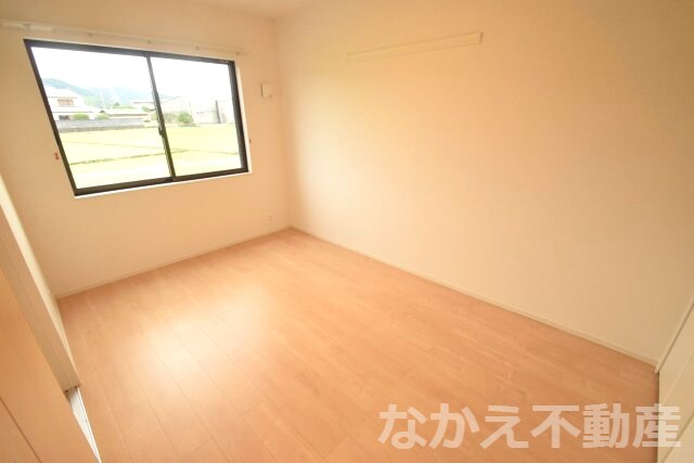 物件内観写真4　(ゆとりの広さです)