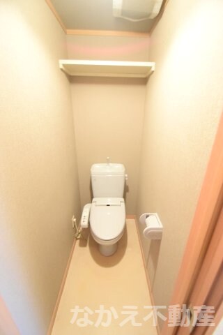 物件内観写真6　(清潔感のあるトイレです)