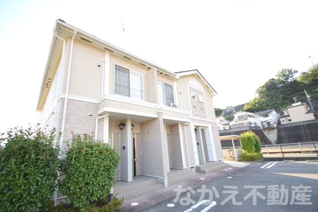 物件外観写真5　(物件の外観です)