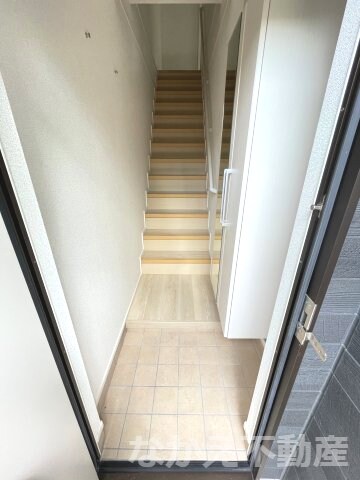 物件内観写真9　(きれいな玄関です)