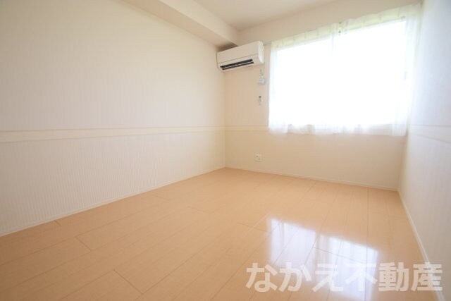 物件内観写真4　(ゆとりの広さです)