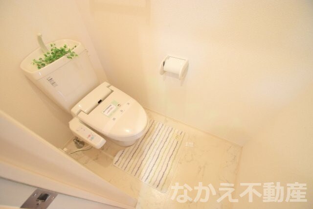 物件内観写真7　(落ち着いたトイレです)