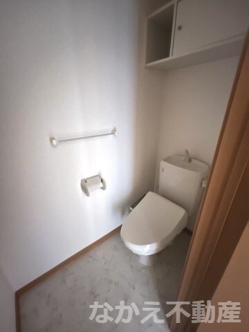物件内観写真8　(コンパクトで使いやすいトイレです)