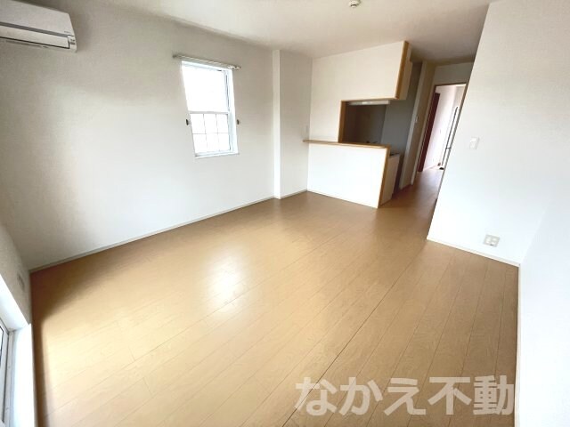 物件内観写真3　(きれいな洋室です)