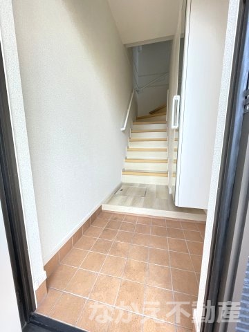 物件内観写真8　(玄関です)