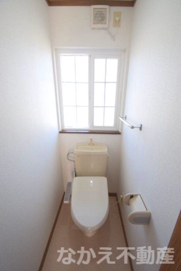 トイレ(ゆったりとした空間のトイレです)