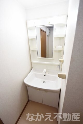 物件内観写真7　(脱衣スペースもあります)