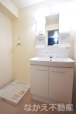 物件内観写真7　(使いやすい洗面所です)