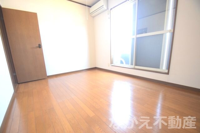 物件内観写真7　(ゆとりの広さです)