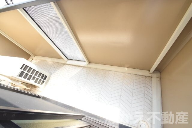 物件内観写真10　(広々としたバルコニーです)