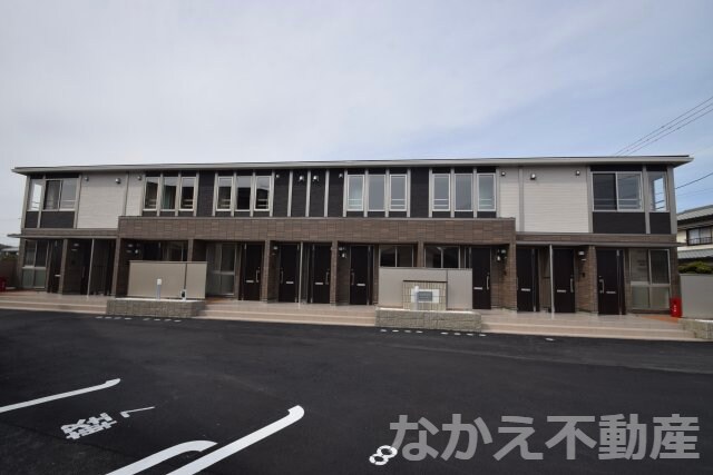 物件外観写真4　(物件の外観です)