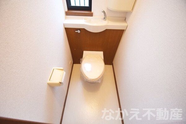 トイレ(シンプルで使いやすいトイレです)