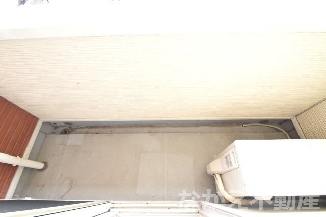 物件内観写真13　(バルコニー付きです)