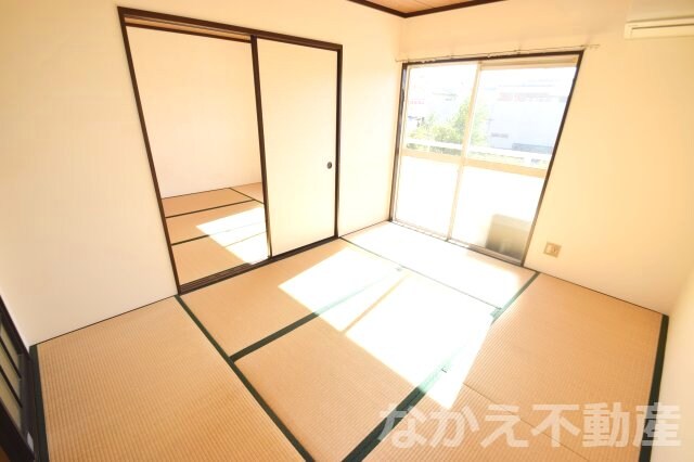 物件内観写真4　(寝室です)