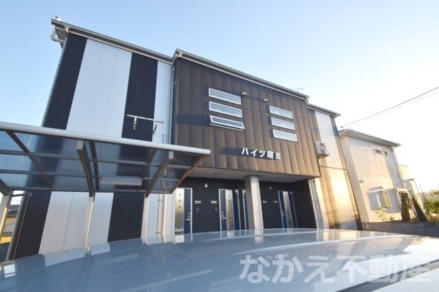 物件外観写真1　(外観もきれいです)