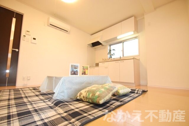 物件内観写真2　(居間です)