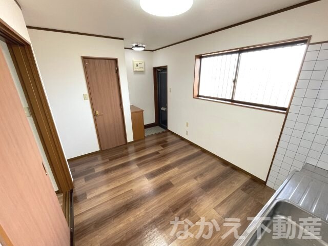 物件内観写真3　(使いやすいリビングです)